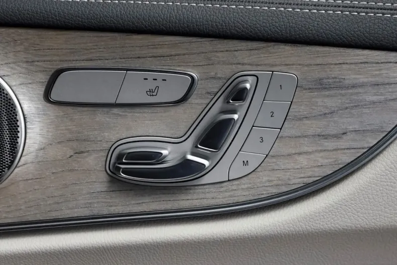 Mercedes-Benz E 300 din 2022 cu 43.000 km - oferta MER118325 - foto 15