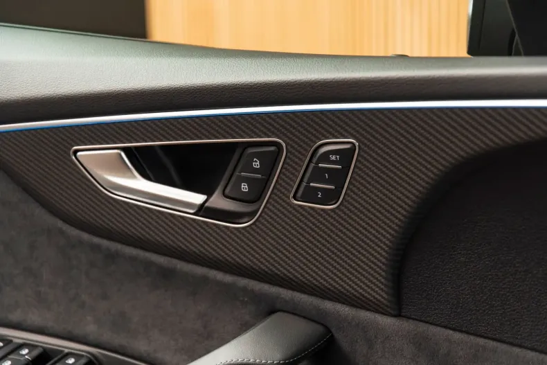 Audi Q8 din 2024 cu 100 km - oferta AUD118329 - foto 7