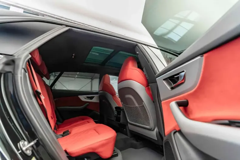 Audi Q8 din 2024 cu 100 km - oferta AUD118331 - foto 17