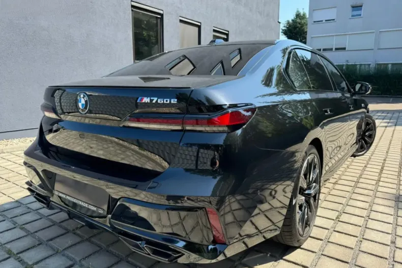 BMW M760 din 2023 cu 1.000 km - oferta BMW118333 - foto 5