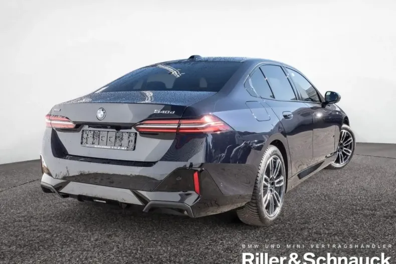 BMW 540 din 2024 cu 9.800 km - oferta BMW118346 - foto 3