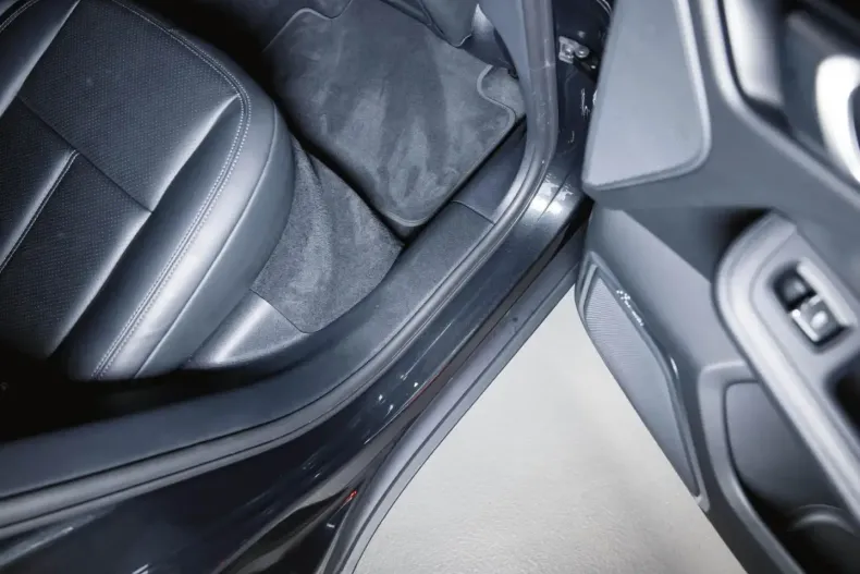 Porsche Macan din 2023 cu 35.200 km - oferta POR118350 - foto 28