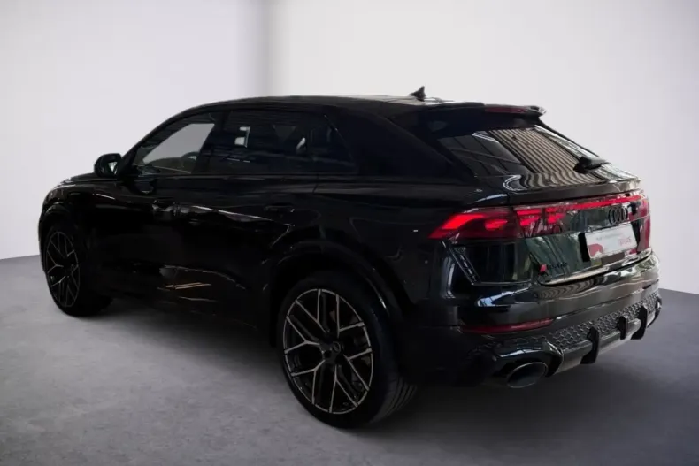 Audi RSQ8 din 2024 cu 12.450 km - oferta AUD118352 - foto 6