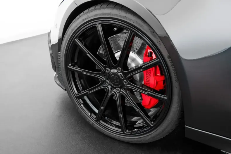 Mercedes-Benz C 63 AMG din 2024 cu 4.930 km - oferta MER118355 - foto 8