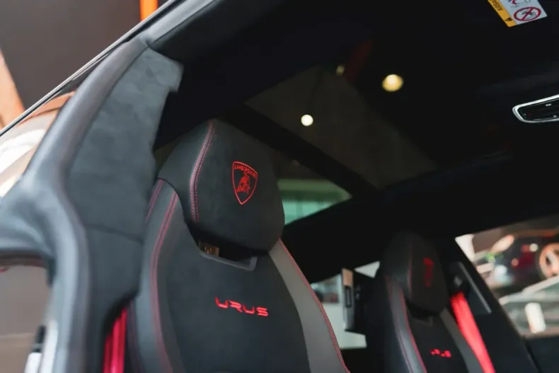 Lamborghini Urus din 2024 cu 8.900 km - oferta LAM118358 - foto 14