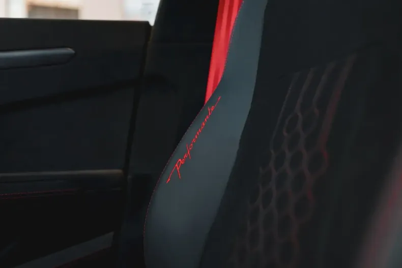 Lamborghini Urus din 2024 cu 8.900 km - oferta LAM118358 - foto 19