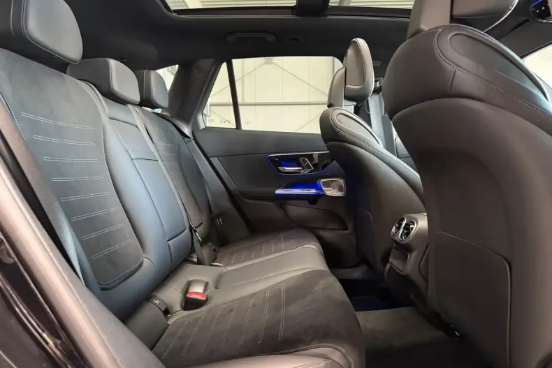 Mercedes-Benz GLC 300 din 2024 cu 21.213 km - oferta MER118363 - foto 13