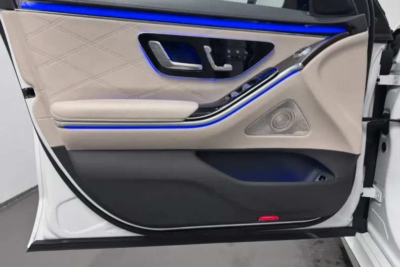 Mercedes-Benz S 63 AMG din 2023 cu 38.900 km - oferta MER118366 - foto 21