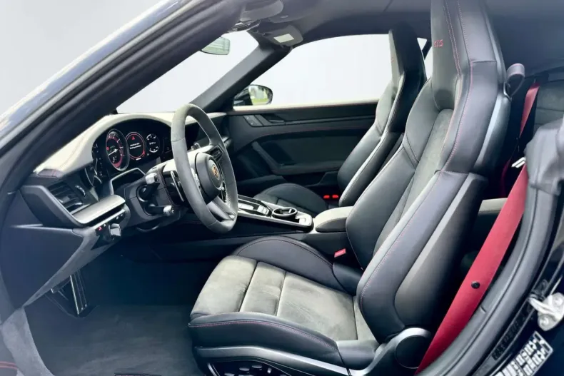 Porsche 992 din 2024 cu 2.164 km - oferta POR118370 - foto 13