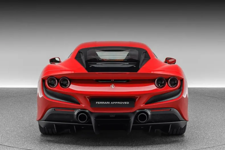 Ferrari F8 din 2020 cu 3.900 km - oferta FER118372 - foto 6
