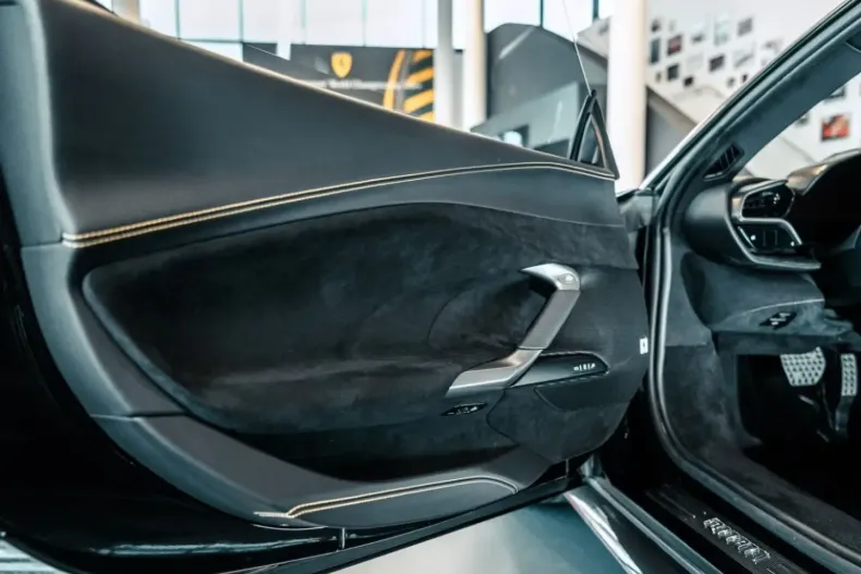 Ferrari 296 GTB din 2022 cu 9.800 km - oferta FER118374 - foto 26