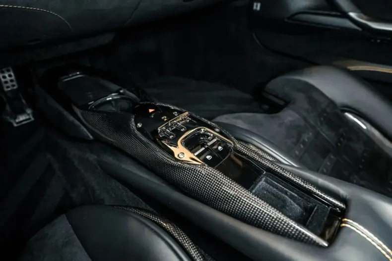 Ferrari 296 GTB din 2022 cu 9.800 km - oferta FER118374 - foto 27