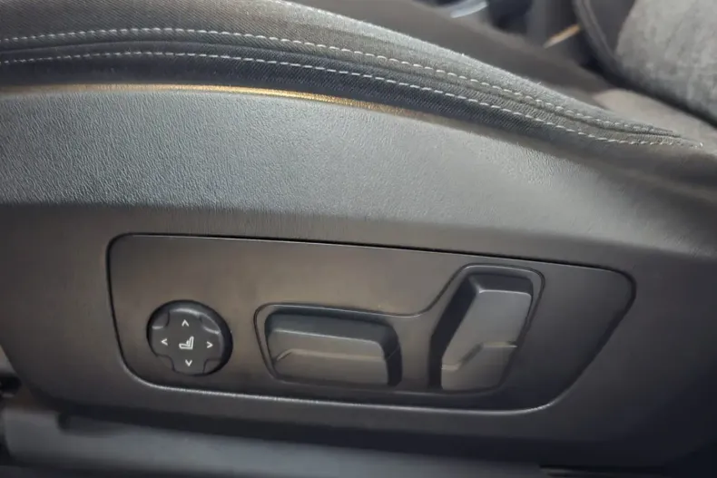 BMW X2 din 2024 cu 63.980 km - oferta BMW118375 - foto 18