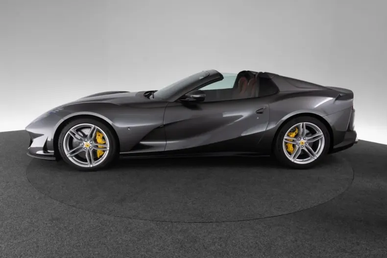 Ferrari 812 din 2023 cu 5.690 km - oferta FER118382 - foto 2
