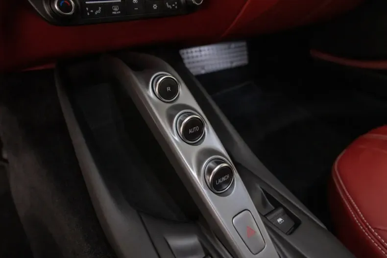 Ferrari 812 din 2023 cu 5.690 km - oferta FER118382 - foto 24