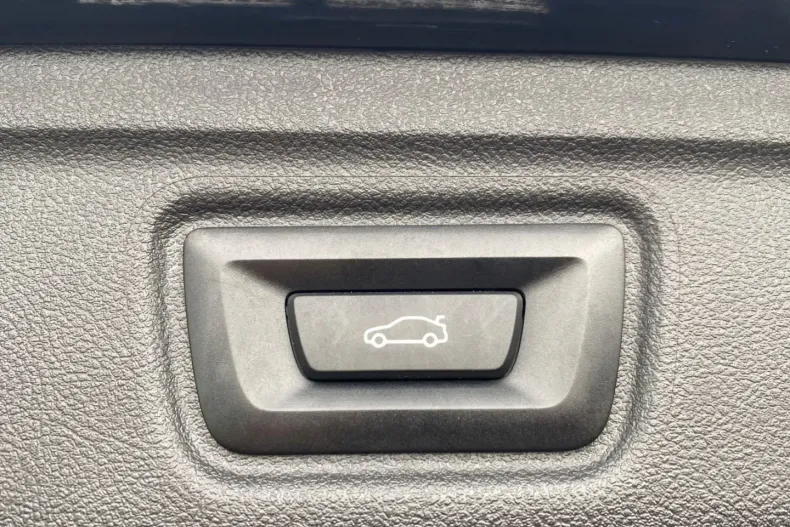 BMW 320 din 2023 cu 39.988 km - oferta BMW118385 - foto 19