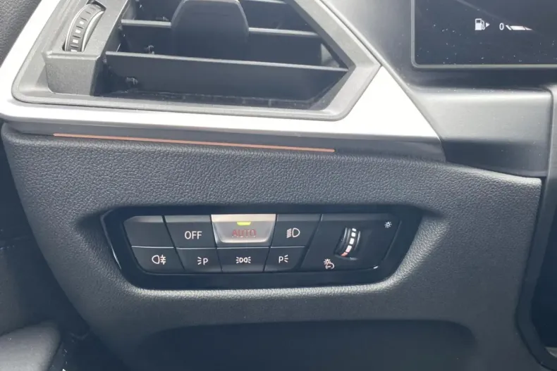 BMW 320 din 2023 cu 39.988 km - oferta BMW118385 - foto 20