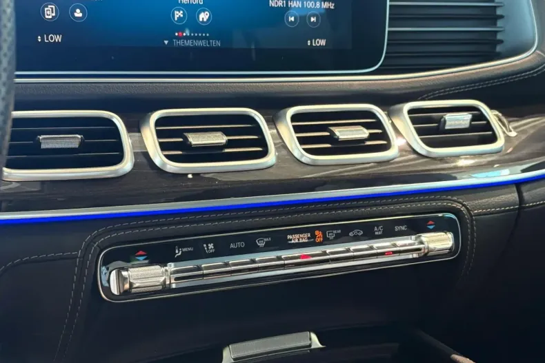 Mercedes-Benz GLE 63 AMG din 2020 cu 61.426 km - oferta MER118389 - foto 25