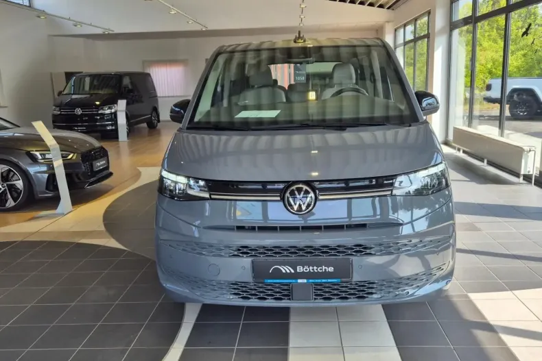 Volkswagen T7 Multivan din 2023 cu 30.983 km - oferta VOL118395 - foto 2