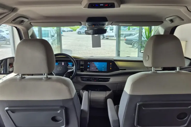 Volkswagen T7 Multivan din 2023 cu 30.983 km - oferta VOL118395 - foto 8