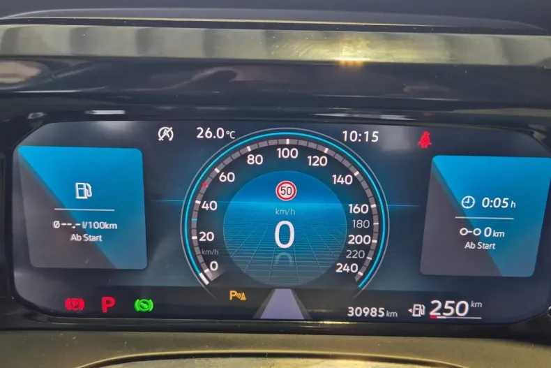 Volkswagen T7 Multivan din 2023 cu 30.983 km - oferta VOL118395 - foto 9