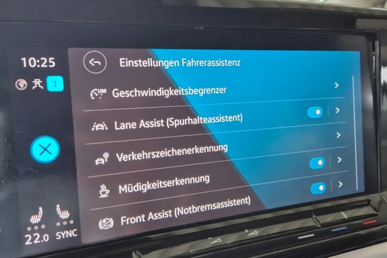 Volkswagen T7 Multivan din 2023 cu 30.983 km - oferta VOL118395 - foto 12