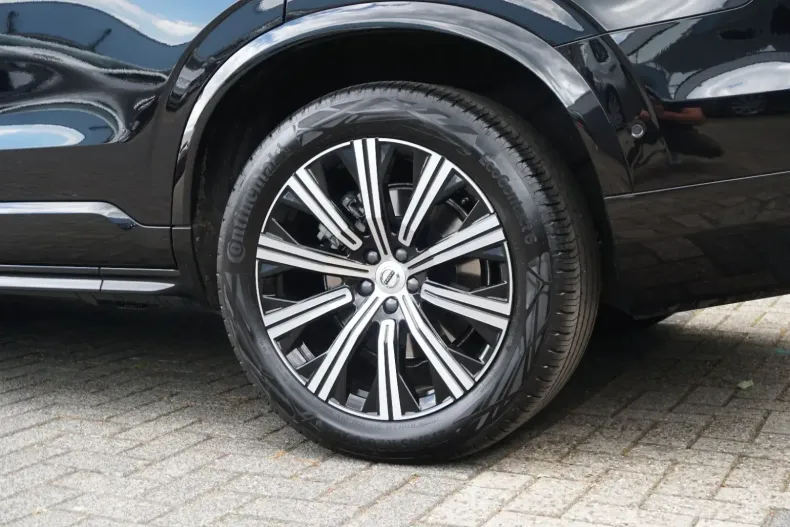 Volvo XC90 din 2023 cu 36.097 km - oferta VOL118400 - foto 11