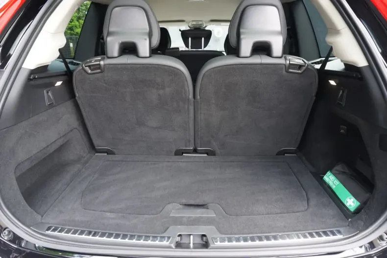 Volvo XC90 din 2023 cu 36.097 km - oferta VOL118400 - foto 18