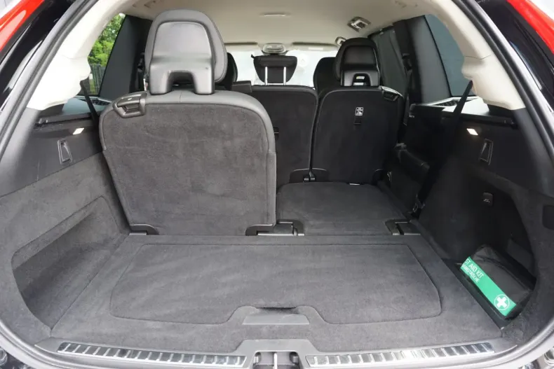 Volvo XC90 din 2023 cu 36.097 km - oferta VOL118400 - foto 19