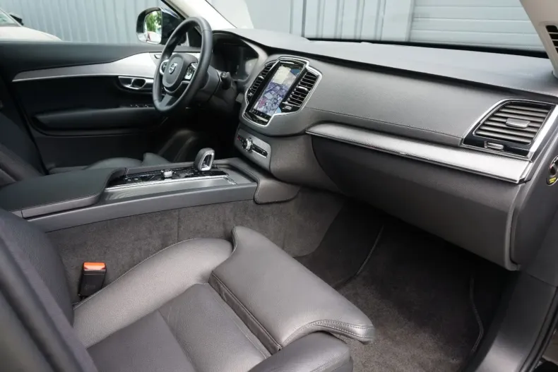 Volvo XC90 din 2023 cu 36.097 km - oferta VOL118400 - foto 21