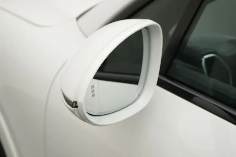 Porsche Cayenne din 2023 cu 32.905 km - oferta POR118402 - foto 8