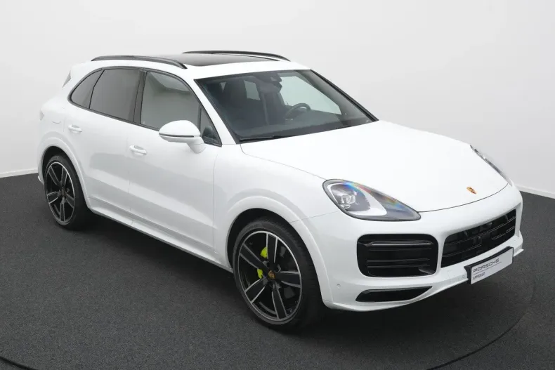 Porsche Cayenne din 2023 cu 32.905 km - oferta POR118402 - foto 10