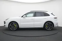 Porsche Cayenne din 2023 cu 32.905 km - oferta POR118402 - foto 16