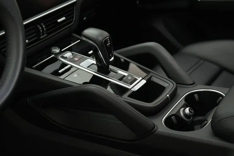 Porsche Cayenne din 2023 cu 32.905 km - oferta POR118402 - foto 23