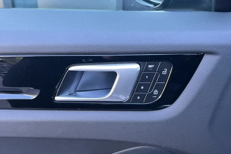 Porsche Cayenne din 2021 cu 29.100 km - oferta POR118404 - foto 18