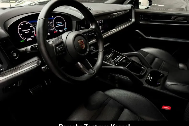 Porsche Cayenne din 2024 cu 41.990 km - oferta POR118408 - foto 9