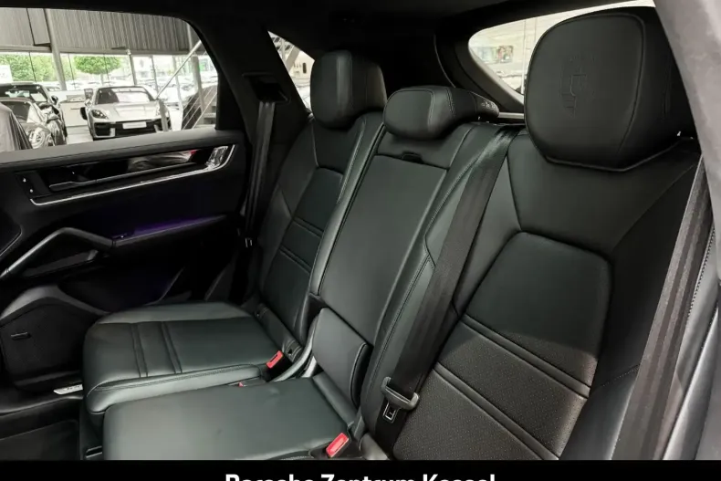 Porsche Cayenne din 2024 cu 41.990 km - oferta POR118408 - foto 15