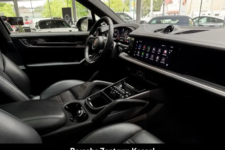 Porsche Cayenne din 2024 cu 41.990 km - oferta POR118408 - foto 24