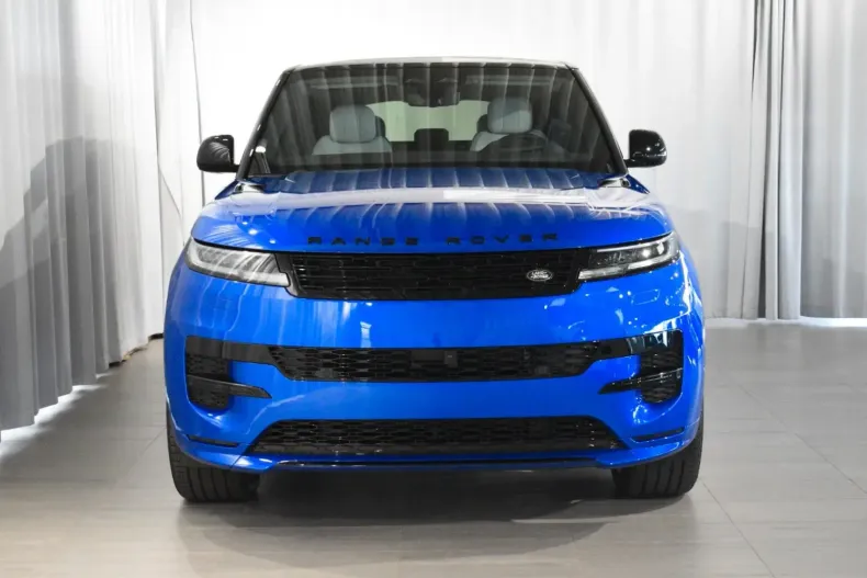 Land Rover Range Rover Sport din 2024 cu 4.257 km - oferta LAN118409 - foto 2