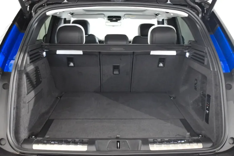 Land Rover Range Rover Sport din 2024 cu 4.257 km - oferta LAN118409 - foto 8