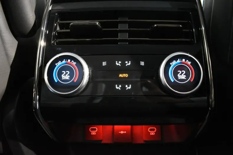 Land Rover Range Rover Sport din 2024 cu 4.257 km - oferta LAN118409 - foto 18