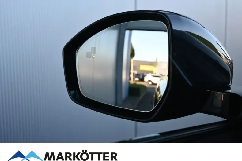 Land Rover Range Rover Velar din 2022 cu 81.503 km - oferta LAN118426 - foto 18