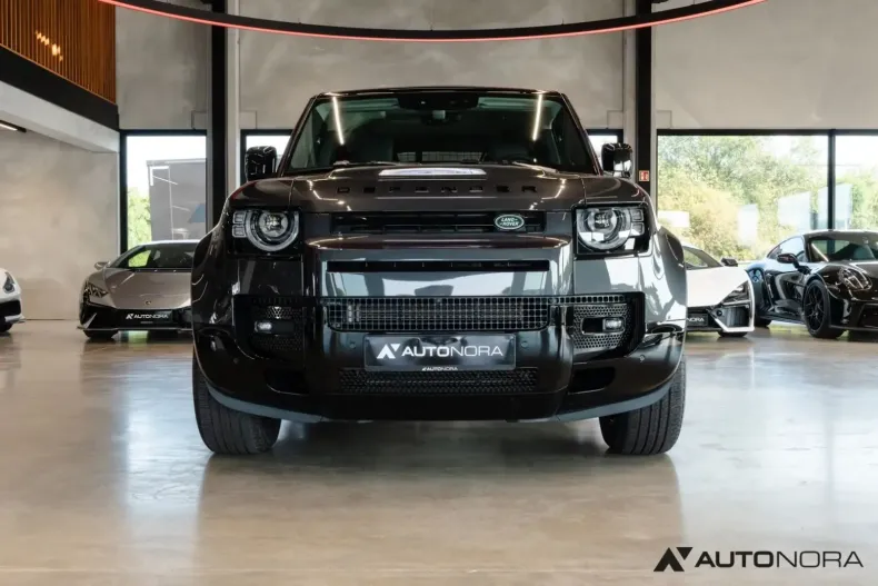 Land Rover Defender din 2024 cu 17.700 km - oferta LAN118430 - foto 10