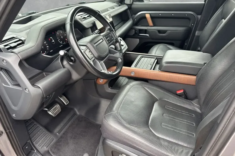 Land Rover Defender din 2023 cu 44.848 km - oferta LAN118431 - foto 13