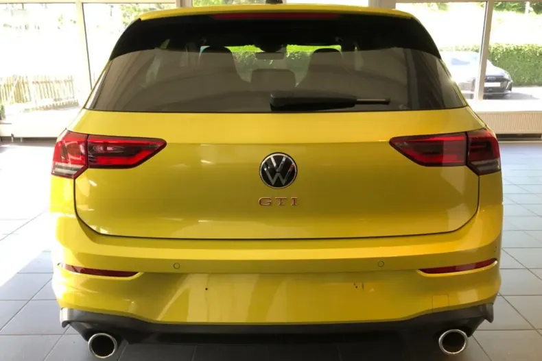 Volkswagen Golf din 2022 cu 17.500 km - oferta VOL118449 - foto 6