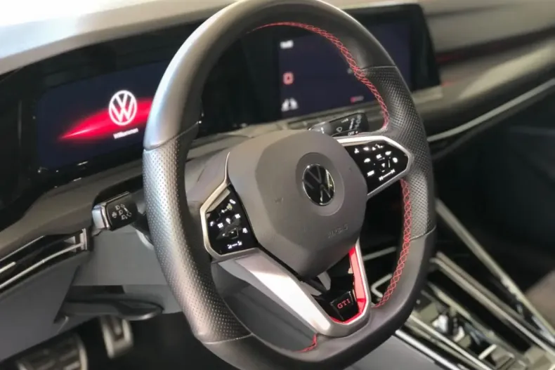 Volkswagen Golf din 2022 cu 17.500 km - oferta VOL118449 - foto 13