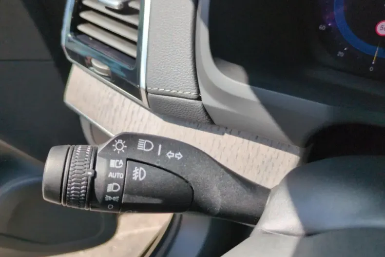 Volvo XC90 din 2024 cu 24.100 km - oferta VOL118456 - foto 14