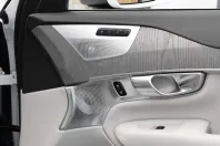 Volvo XC90 din 2022 cu 64.317 km - oferta VOL118457 - foto 8