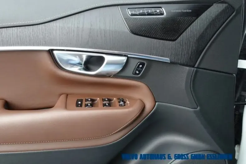 Volvo XC90 din 2021 cu 71.000 km - oferta VOL118461 - foto 8