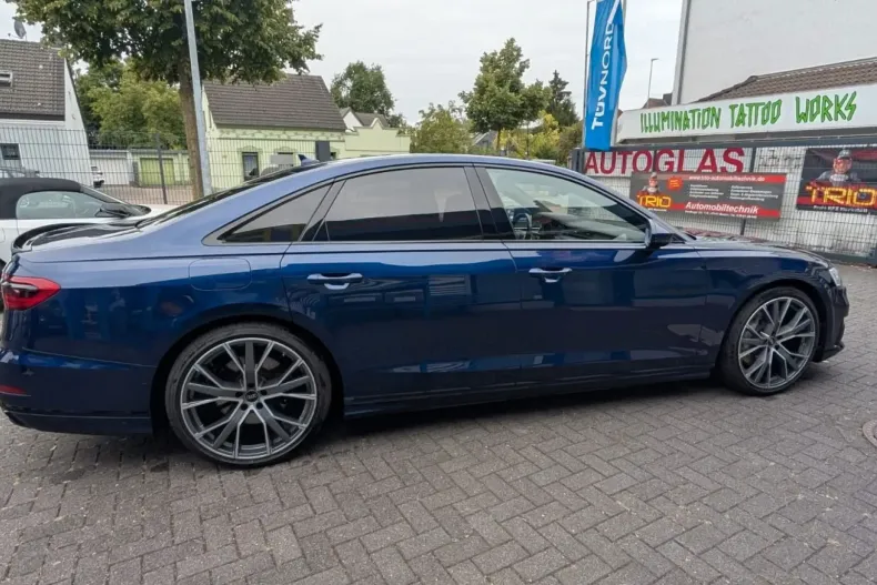 Audi A8 din 2022 cu 63.800 km - oferta AUD118463 - foto 3